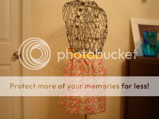 Reversible apron-isn't this cute? - Sewing & Quilting